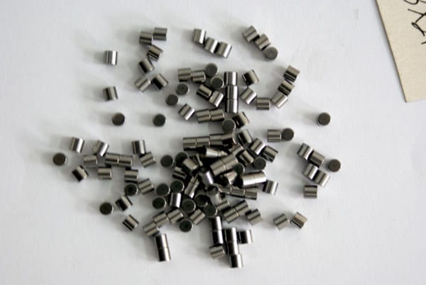 High reputation Stick Bearing -
 Low MOQ for Metal Small Badge Pin Back Pin Clutch Bu101 – Ziguang